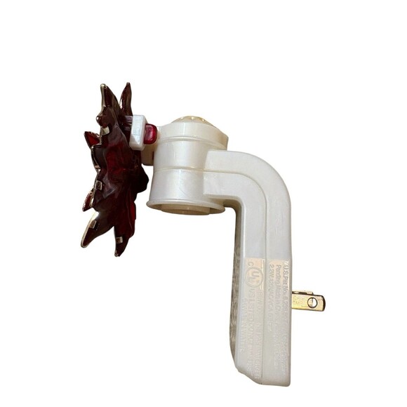 Bath & Body Works Lot of 2 Wallflower Plug ins PRANCING REINDEER and POINSETTIA - Picture 9 of 12